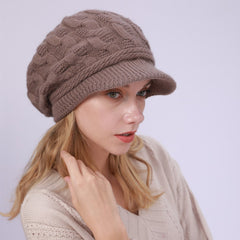 Stay Warm in Style with Fleece Rabbit Wool Beret