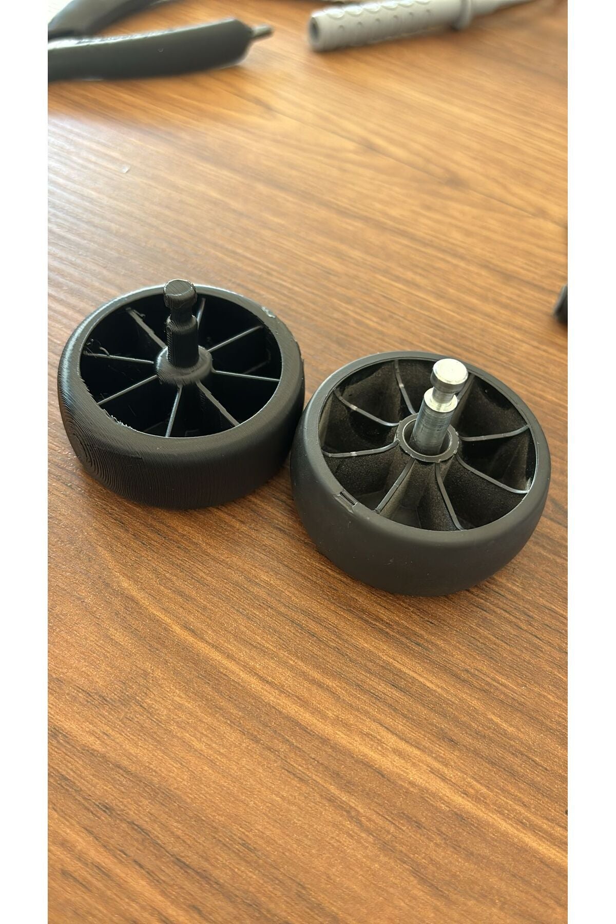 عجلة مكنسة روينتا الكهربائية