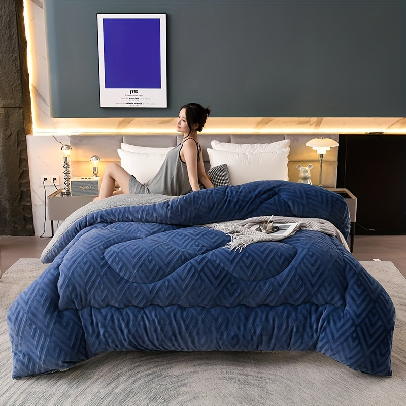 200G Ultra Soft Embossed Velvet Thickened Solid Color Plush Winter Comforter Lightweight
