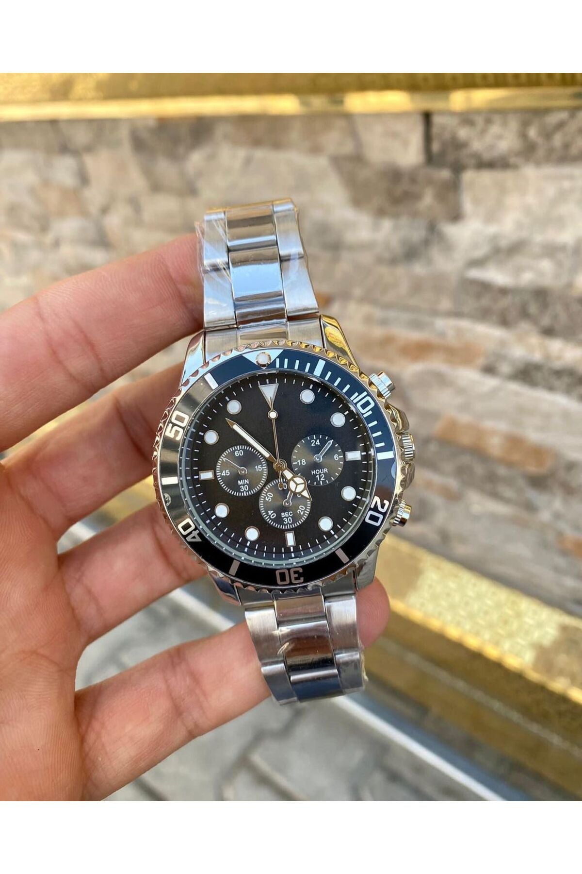 Analoge Armbanduhr aus Stahl für Herren