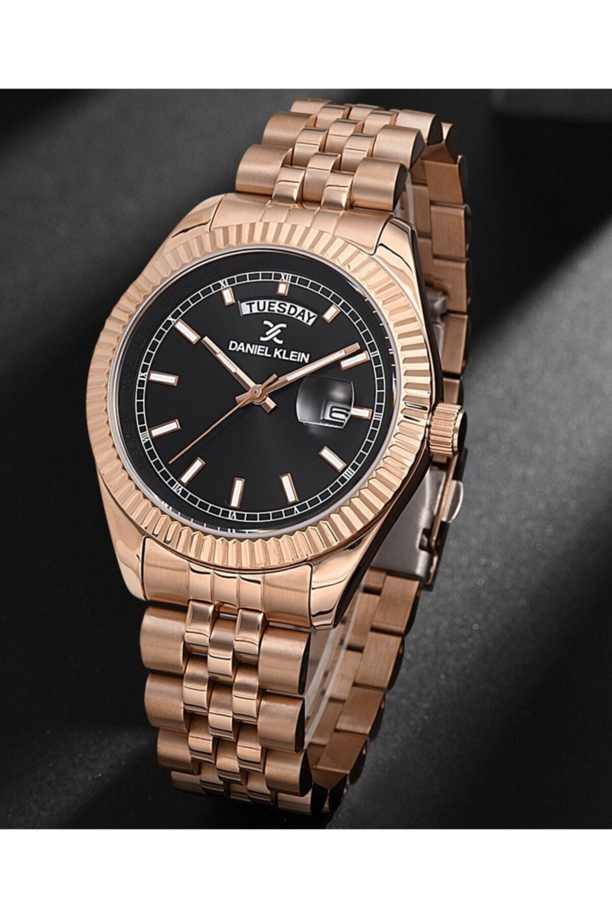 Herrenarmbanduhr der neuen Saison