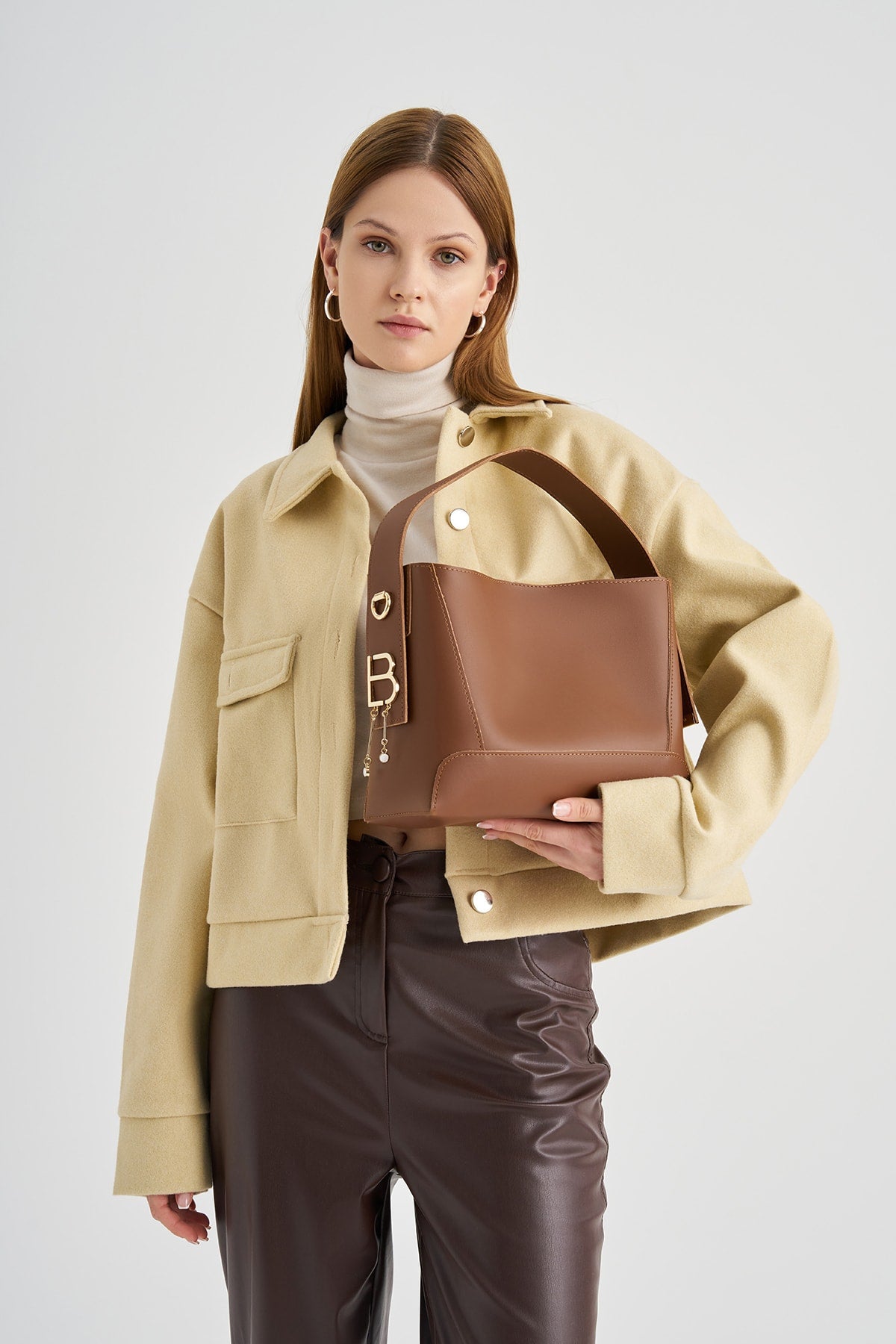 Damen Hand- und Schultertasche mit Innengeldbörse