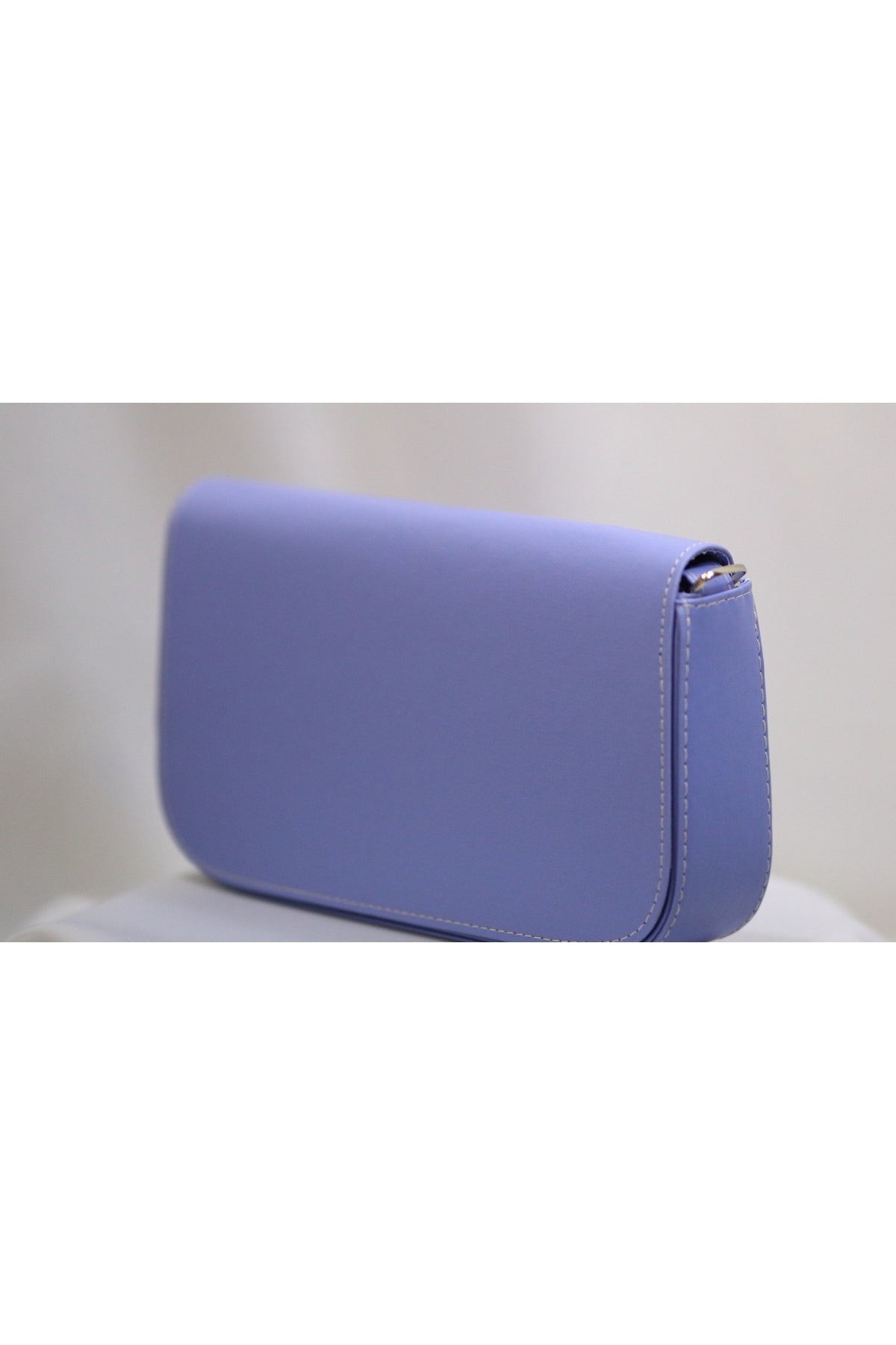 Baguette Bag With Lid