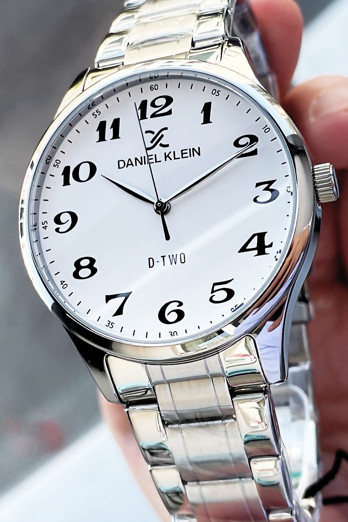 Herren Armbanduhr 3 ATM Wasserdicht Silber Farbe Stahl Band + Armband Dke2056C3