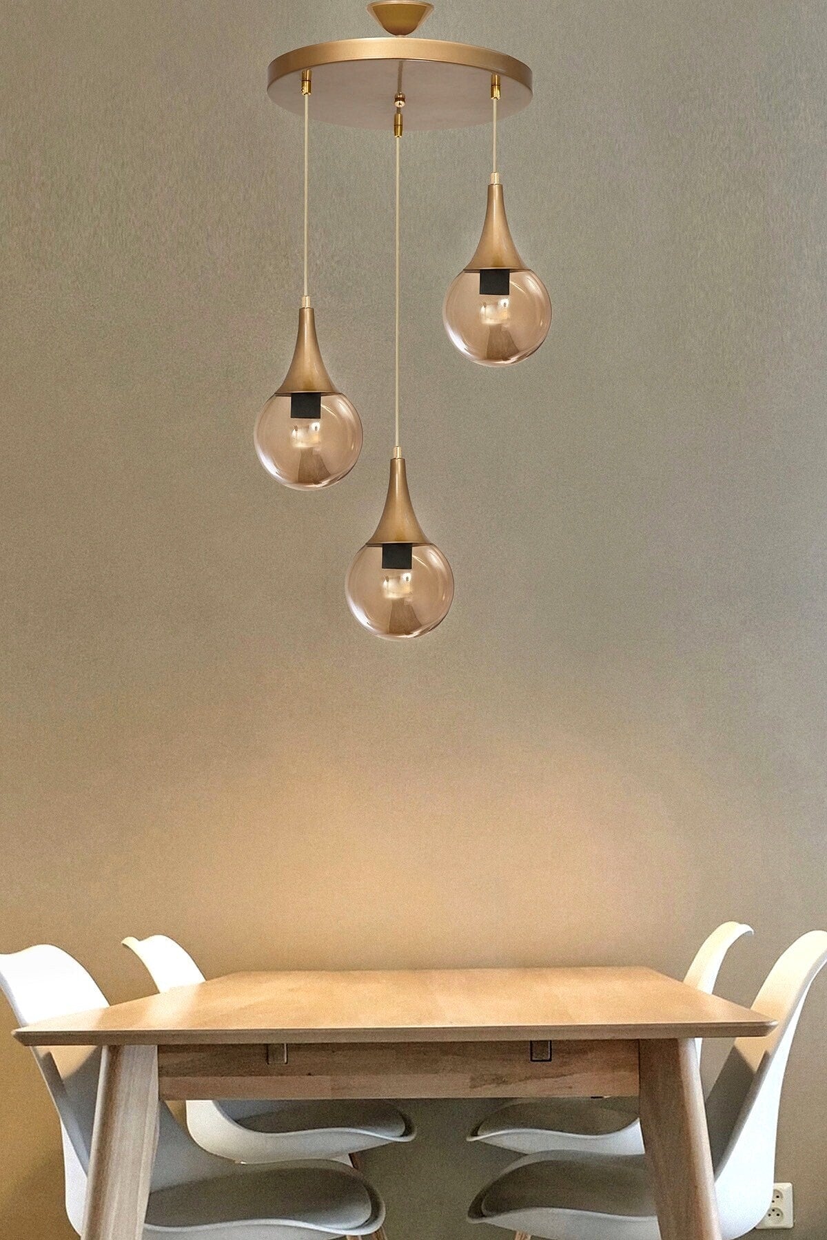 Damla 3-teiliger antiker runder Kronleuchter aus Honigglas