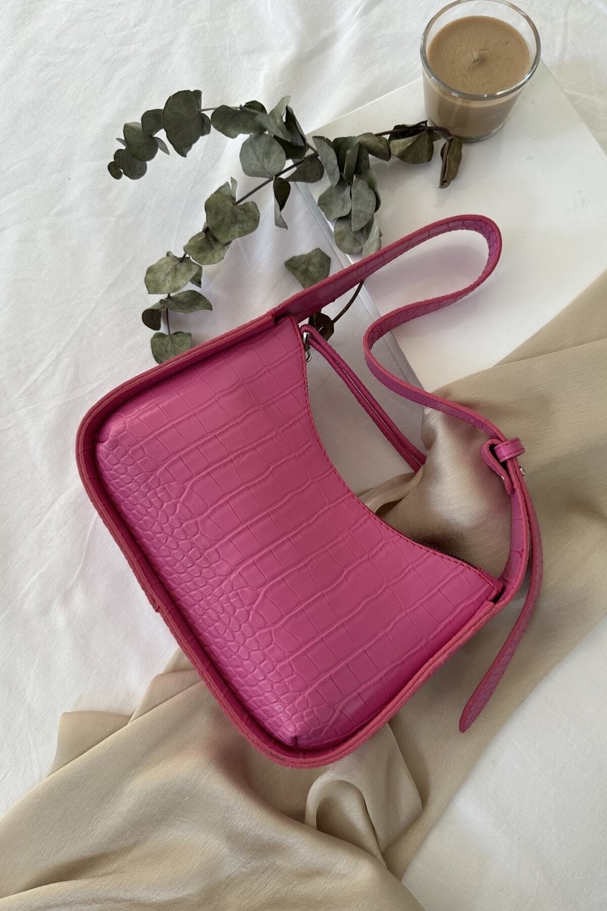 Ceyon Moda Damen Baguette-Tasche Akm-2 mit Krokodilmuster in Fuchsia