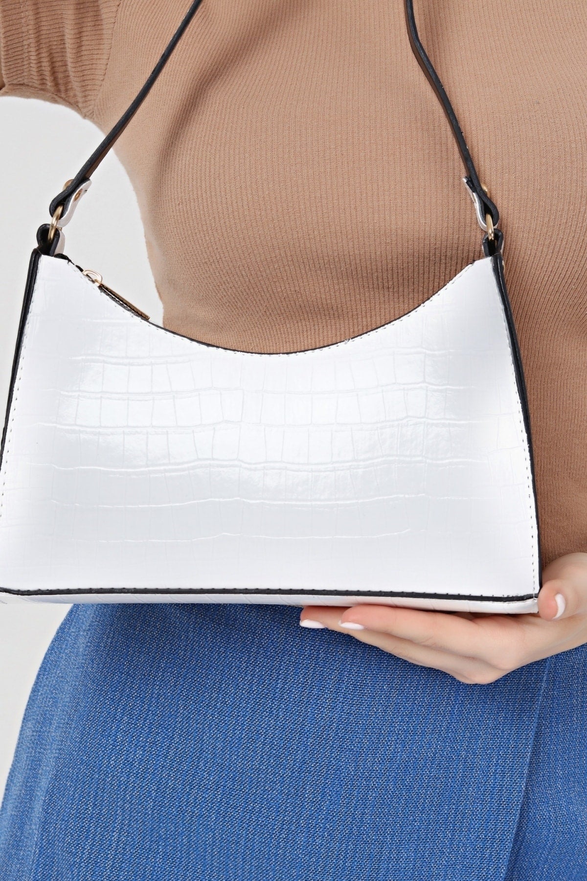 Weiße Baguette Baguette Hand- und Schultertasche mit Krokodilmuster Gc009001K
