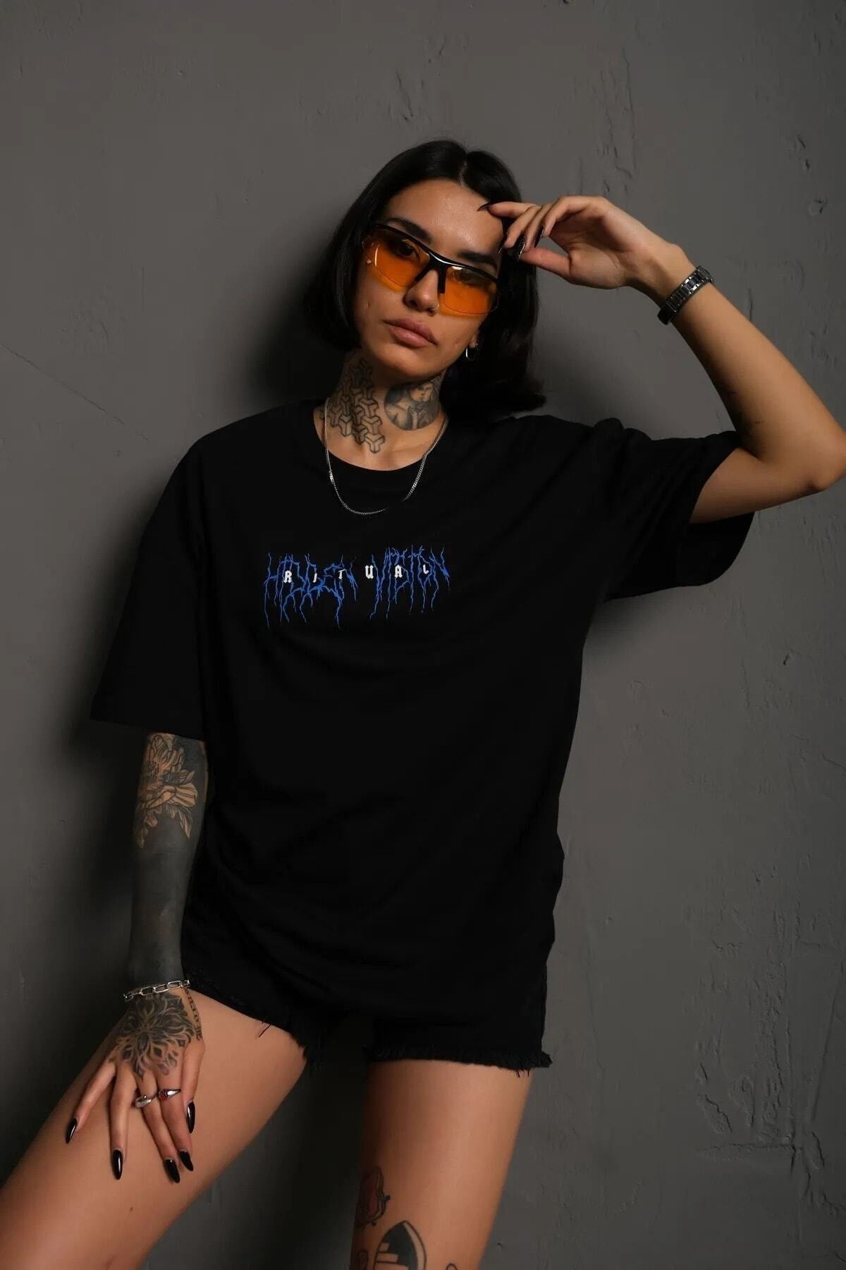 Übergroßes Baumwoll-T-Shirt mit Ritual-Print