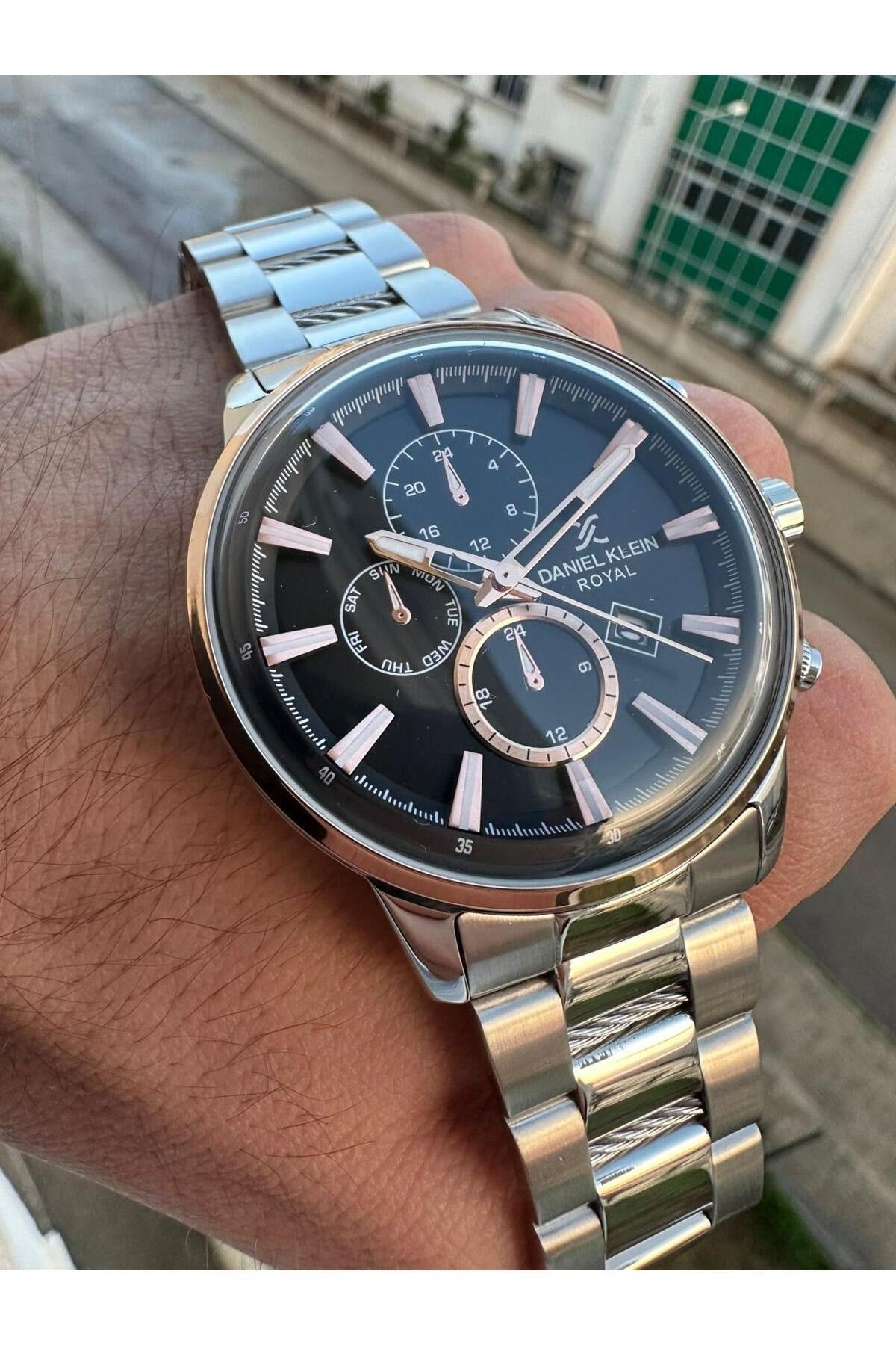 Herrenarmbanduhr der neuen Saison