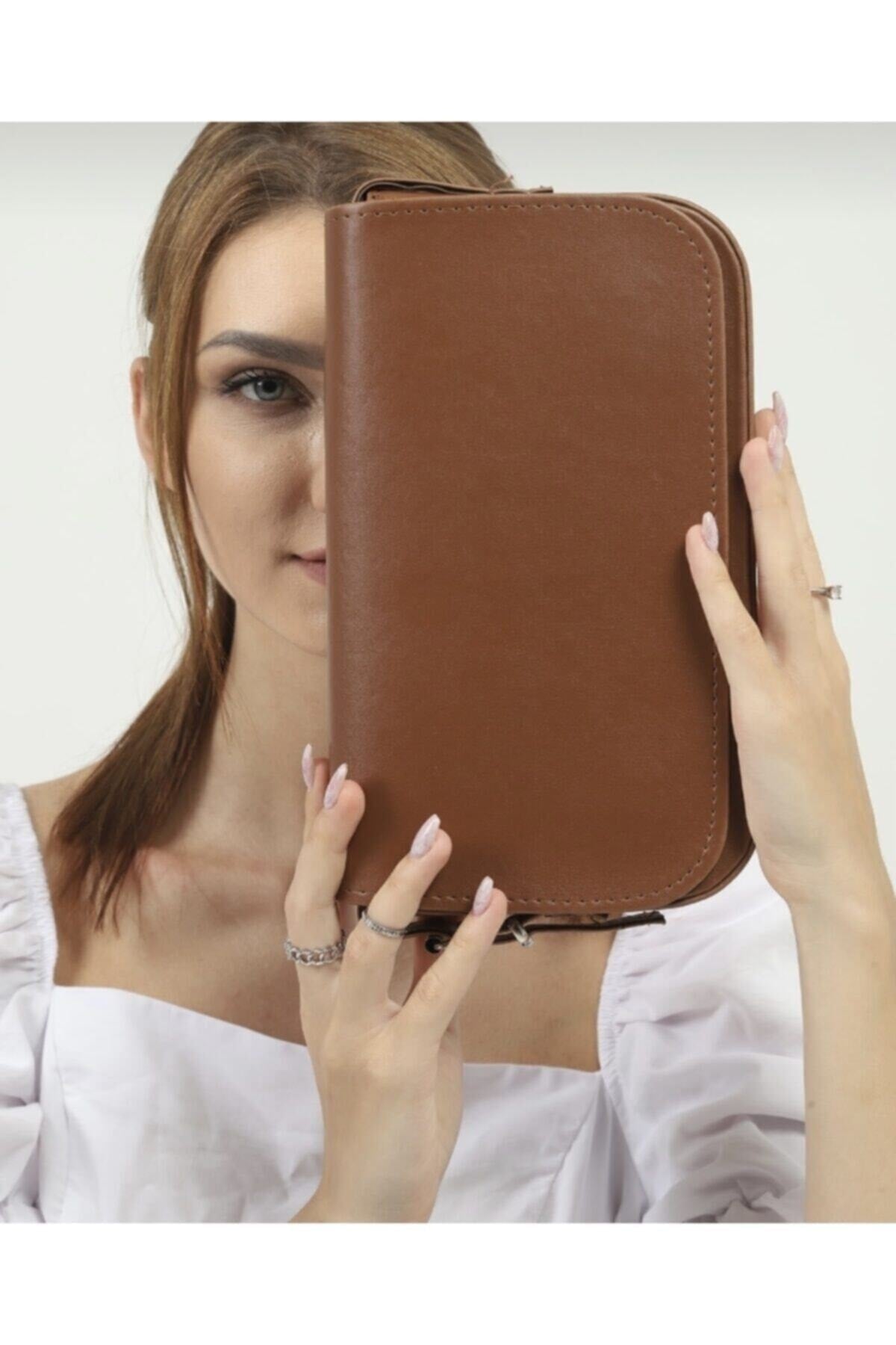 Damentasche Hellbraune Baguette-Tasche mit Überzug Modell Classico Baguette