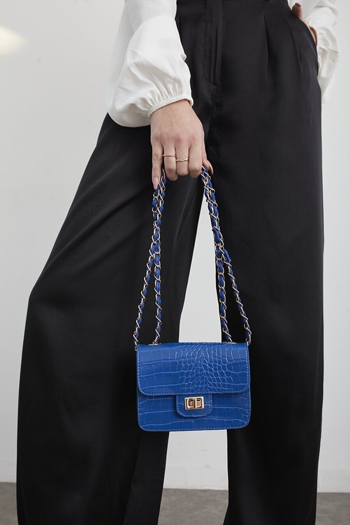 Sax Damen Mini-Umhängetasche mit Krokodilmuster