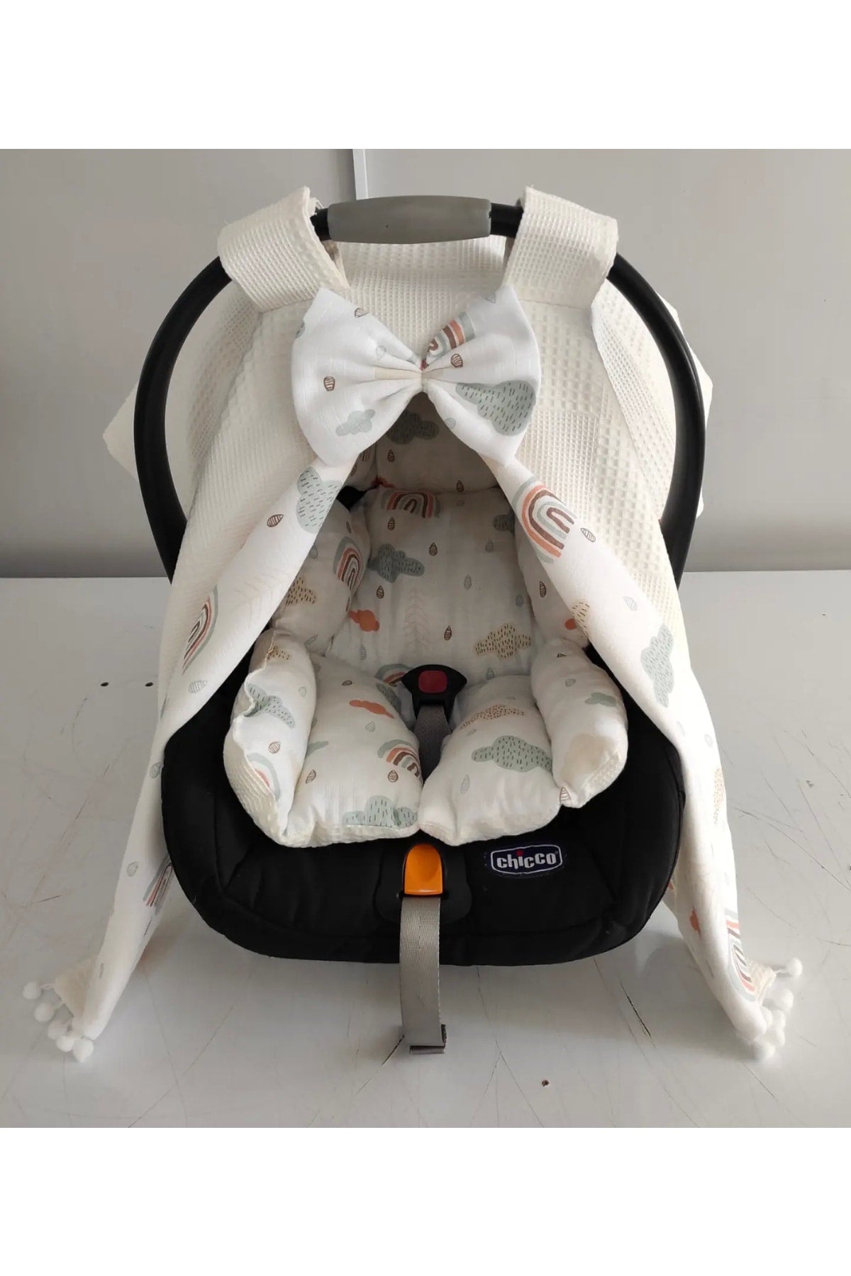 Kinderwagenbezug und Kinderwagenkissen