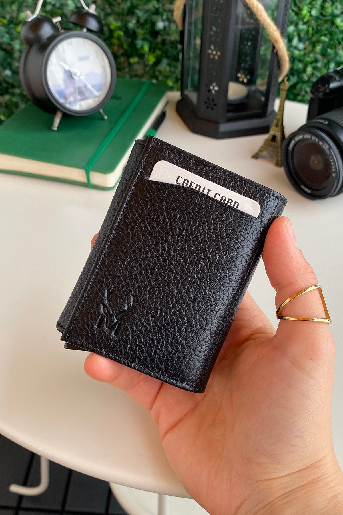Pescol - Schwarzer Smartcard-Halter/Geldbörse aus echtem Leder mit RFID-Schutzmechanismus, erstklassige Verarbeitung