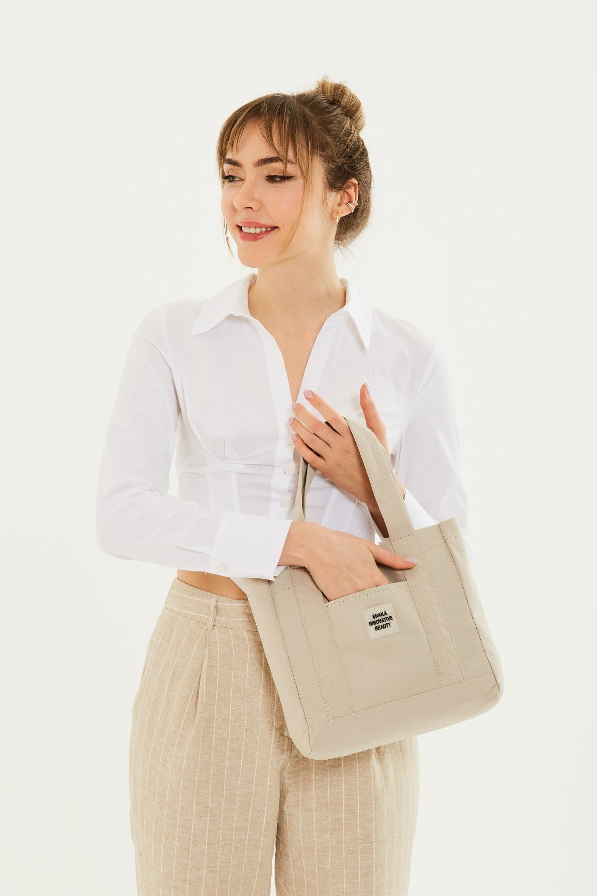 Creme U37 Druckknopfverschluss 2 Fächer Vordertasche Detaillierter Canvas-Stoff Tägliche Damen Arm- und Schultertasche U: