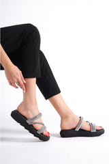 Women's Black Flat Sole Stone Stylish Slippers Wsb0494