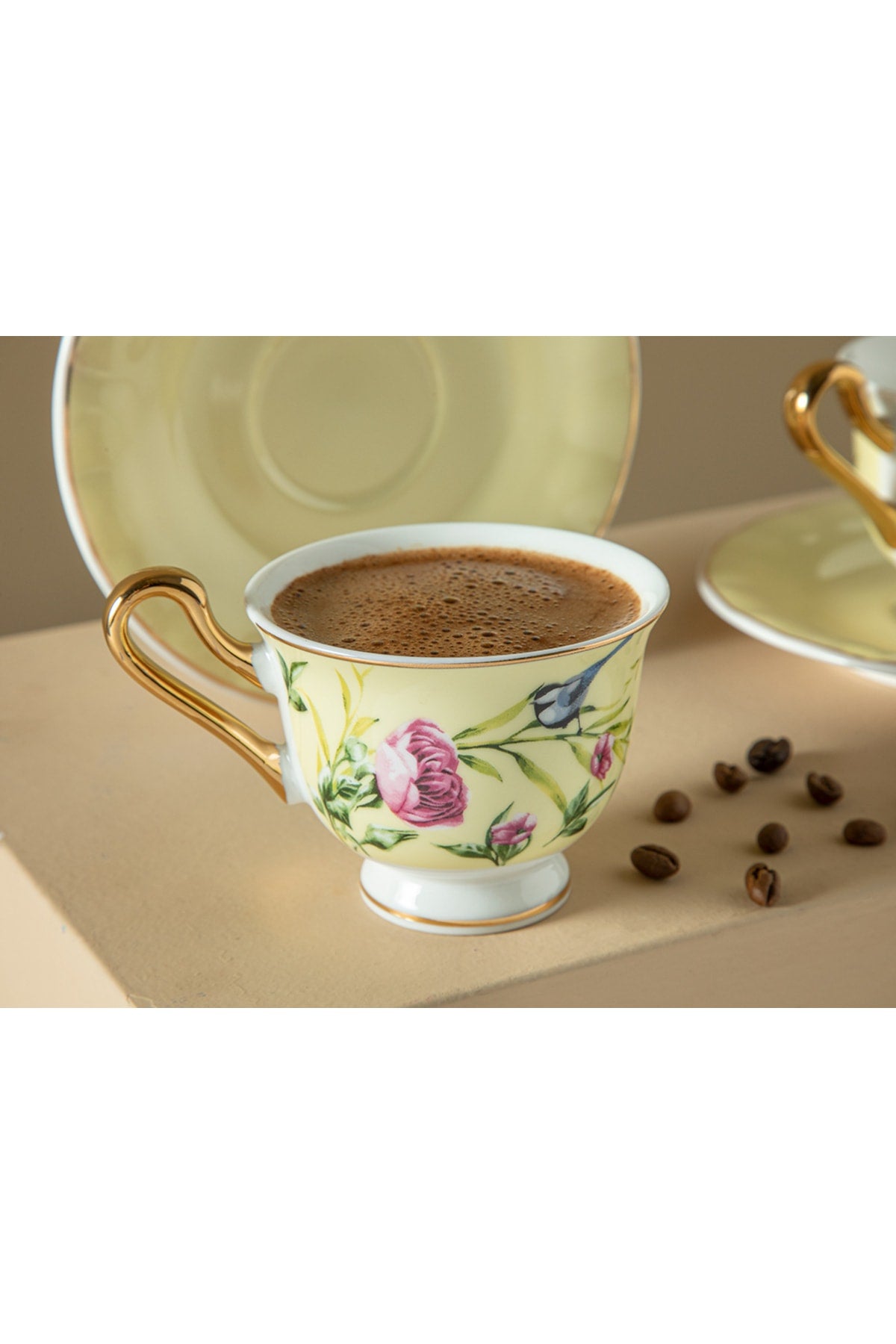Vanilla New Bone China 4-teiliges Kaffeetassen-Set, 2 Stück, 90 ml, Hellgelb
