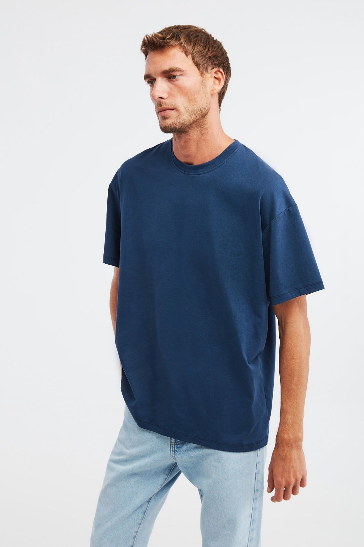 Jett Oversize-T-Shirt in Marineblau