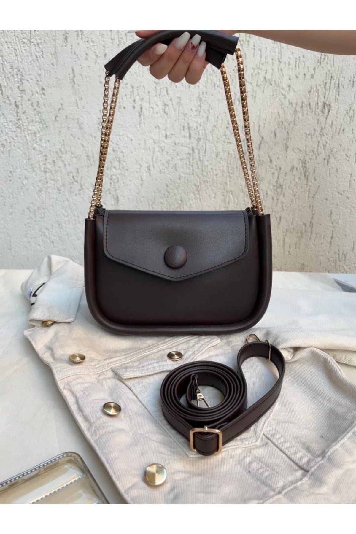 Women'S Brown Chain Baguette Bag