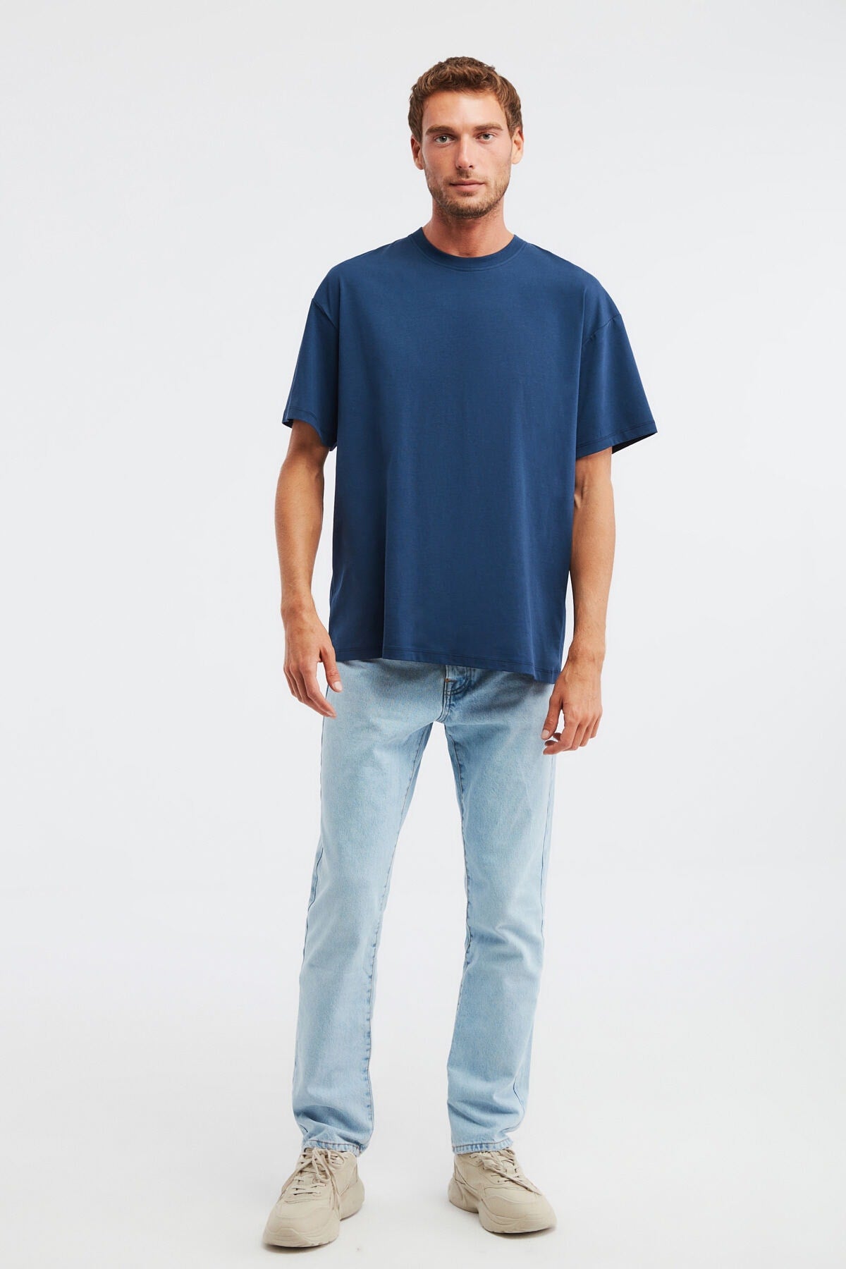Jett Oversize-T-Shirt in Marineblau