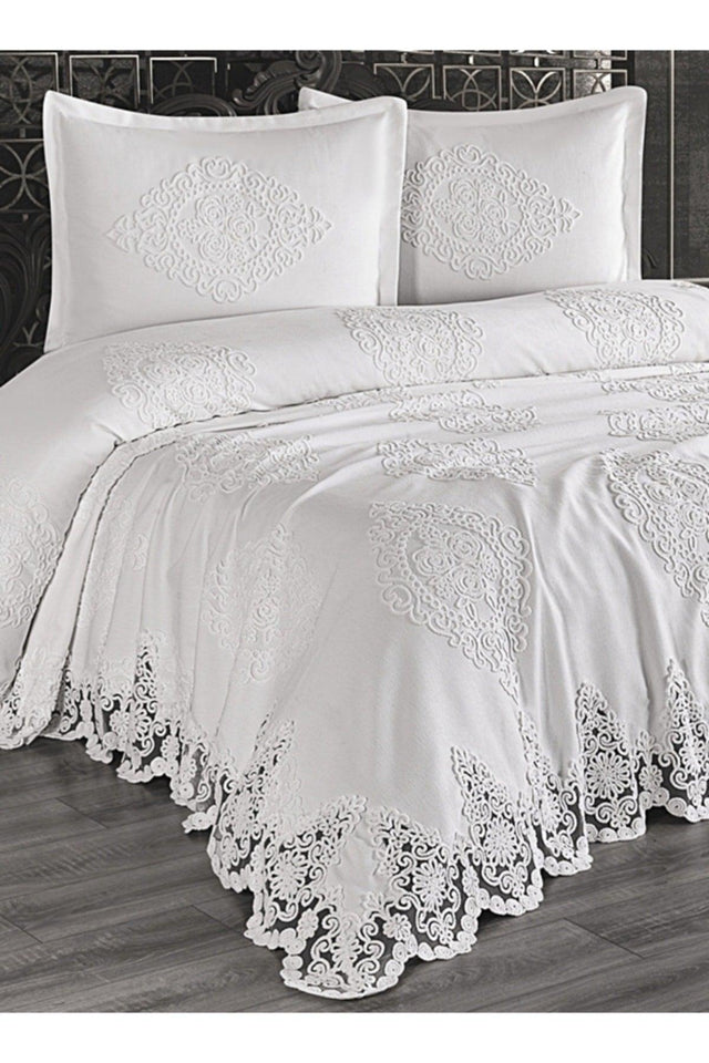 Light Cream Double Bedspread - Swordslife