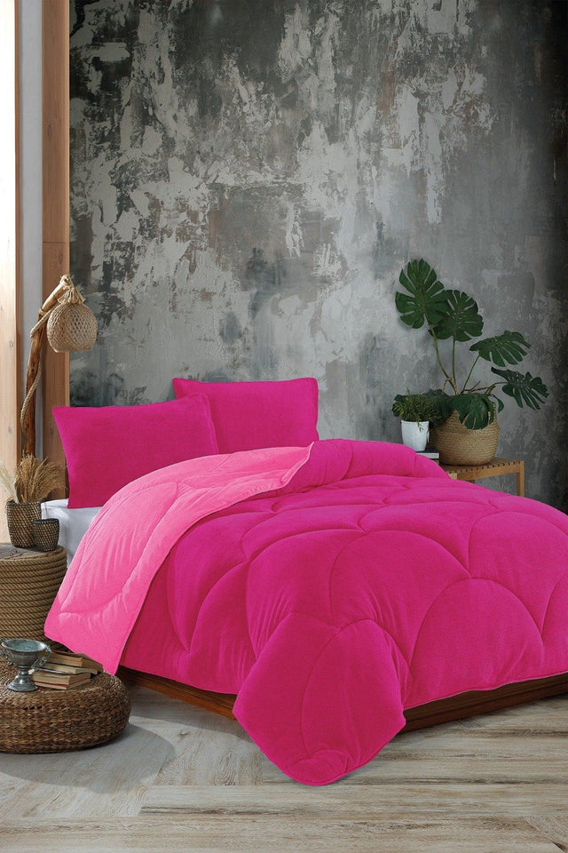 Oversized Fuchsia Welsoft Quilt 220x240 - Swordslife