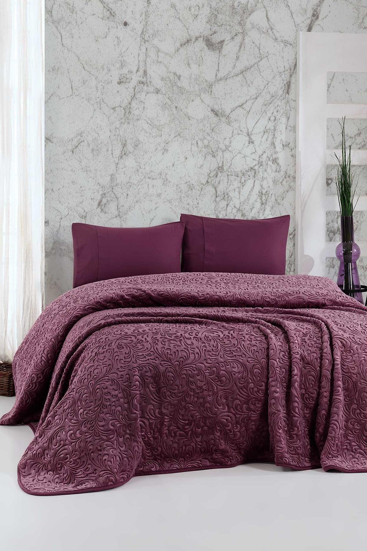 Double Embos Blanket Plum - Swordslife