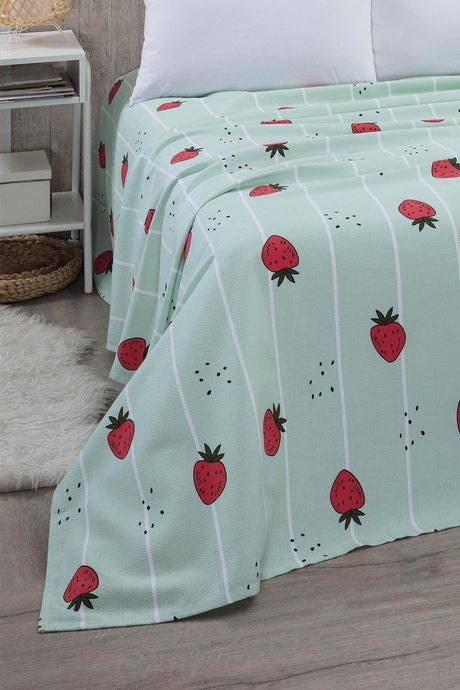 Strawberry Patterned Single Pique Bedspread 170 X 230 - Swordslife