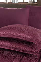 Garden Plum Double Bedspread - Swordslife