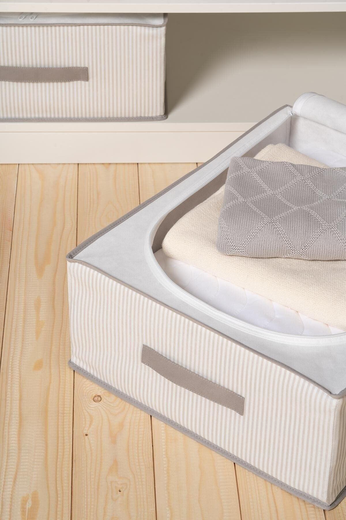 Gray Striped Backed Storage Bag 45x55x20