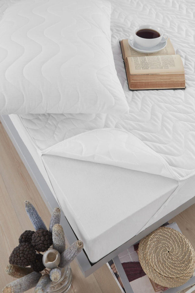 Quilted 4 Corner White Mattress Protector Single Double Water Liquid Proof Sweatproof Mattress Underlayment - Swordslife