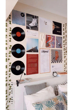 Vintage Record‑Style Wall Plaque – 30 cm Diameter