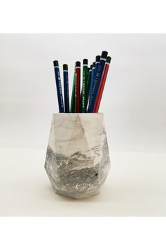 Marble-patterned concrete pen holder with storage compartments