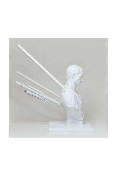 White 3D-Printed Pen Holder with 6 Pencil Slots – 15 cm Height