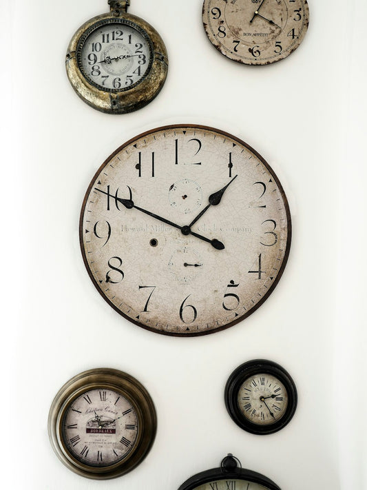 Enhance Your Workspace with These 10 Stylish Wall Clocks