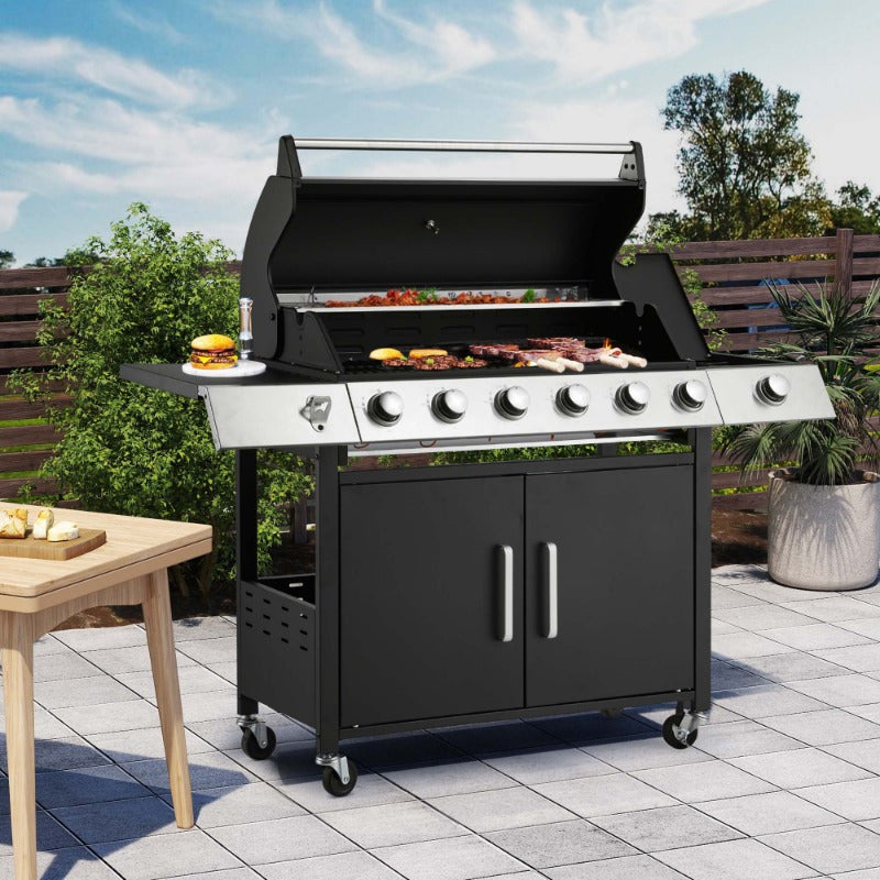 Grills & Outdoor Cooking
