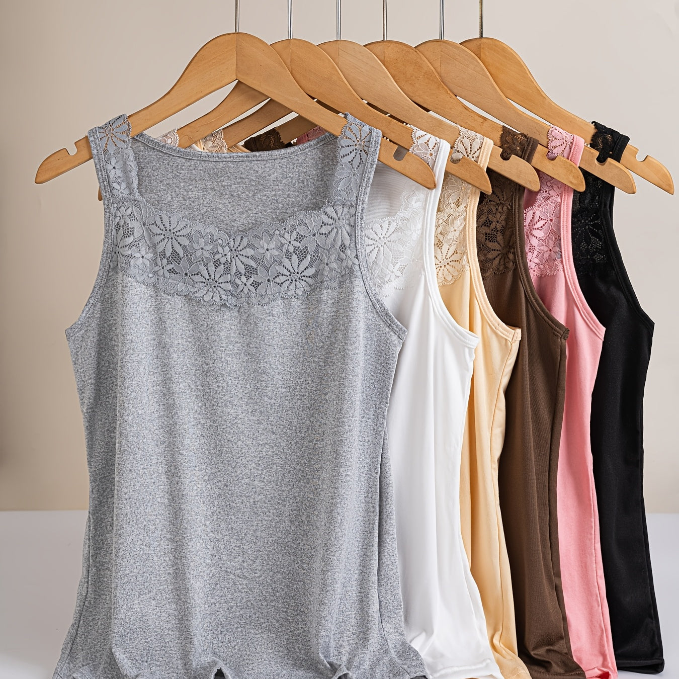 Women's Bras & Bralettes