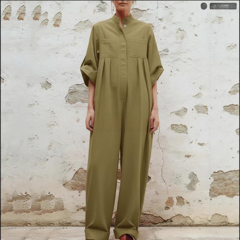 Solid-color Minimalist Pleated Loose-fitting Jumpsuit