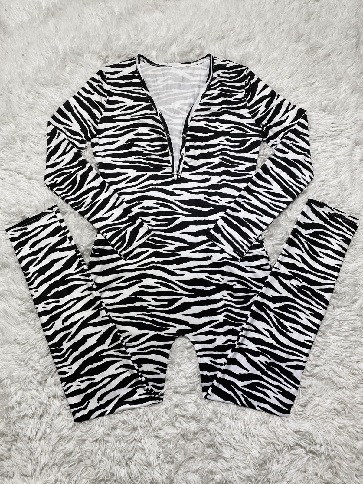 Chic Leopard Print Long Sleeve Home Jumpsuit