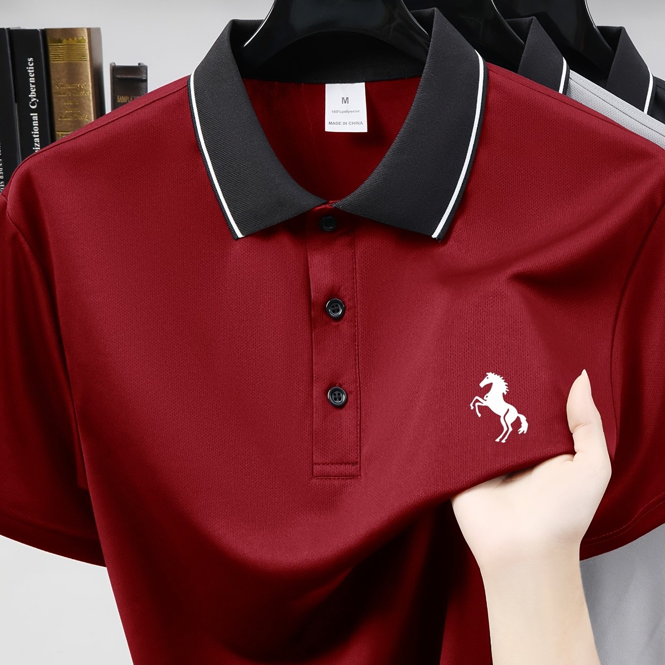 Men's Business Casual Short Sleeve Collared Shirt with Embroidered Prancing Horse Design