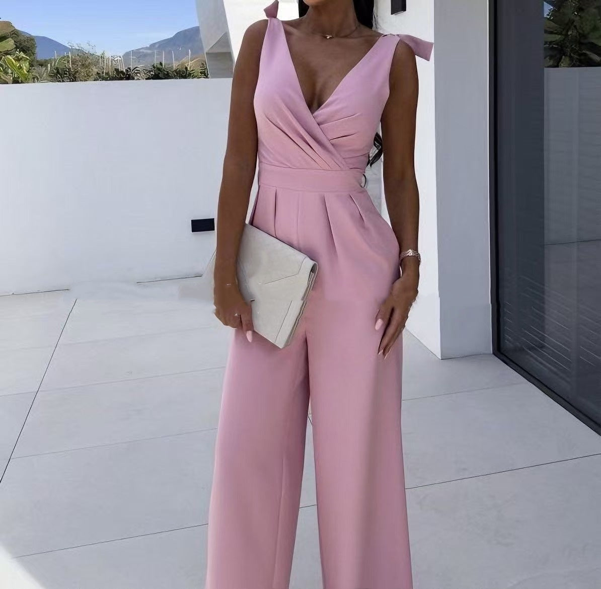 Chic V-Neck Sleeveless Wide-Leg Long Jumpsuit