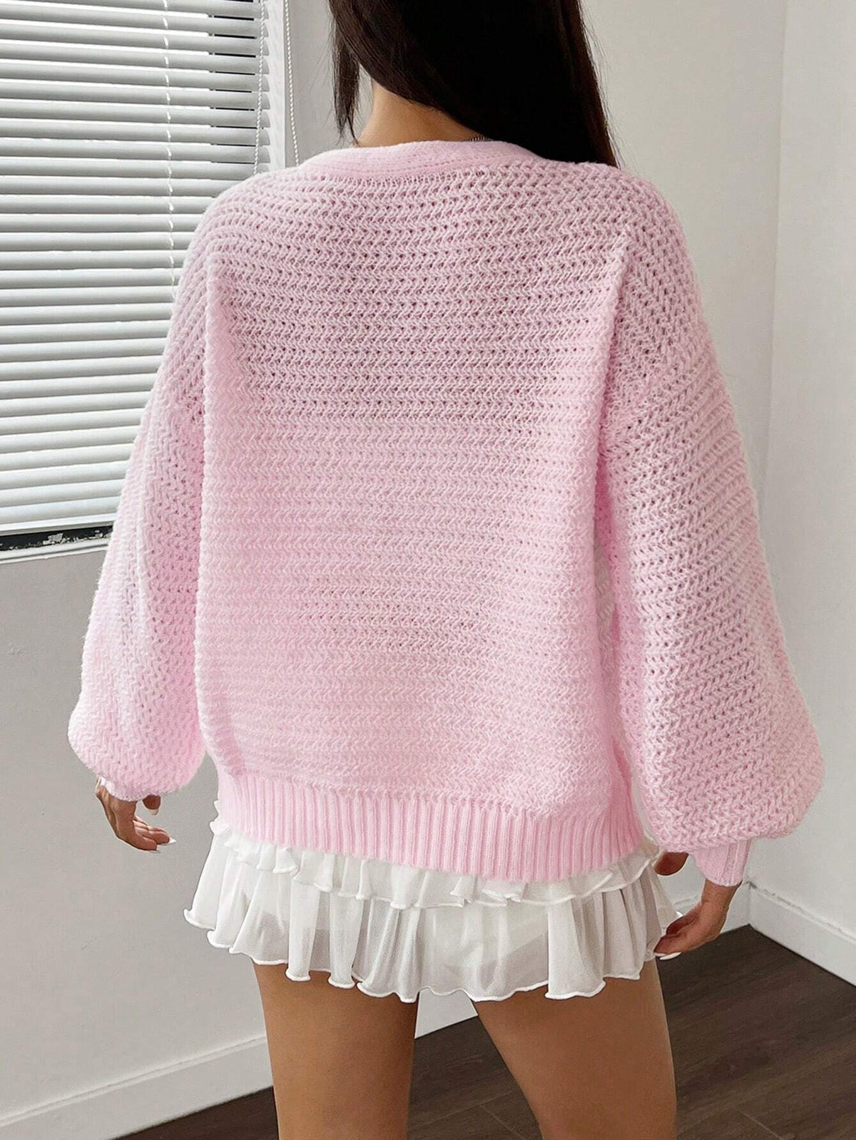 Suitable for Long Sleeved Tops in Spring and Autumn