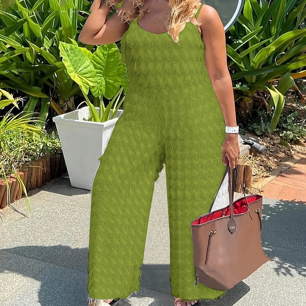 Plus-Size Elegant Loose-Fit Strap Jumpsuit