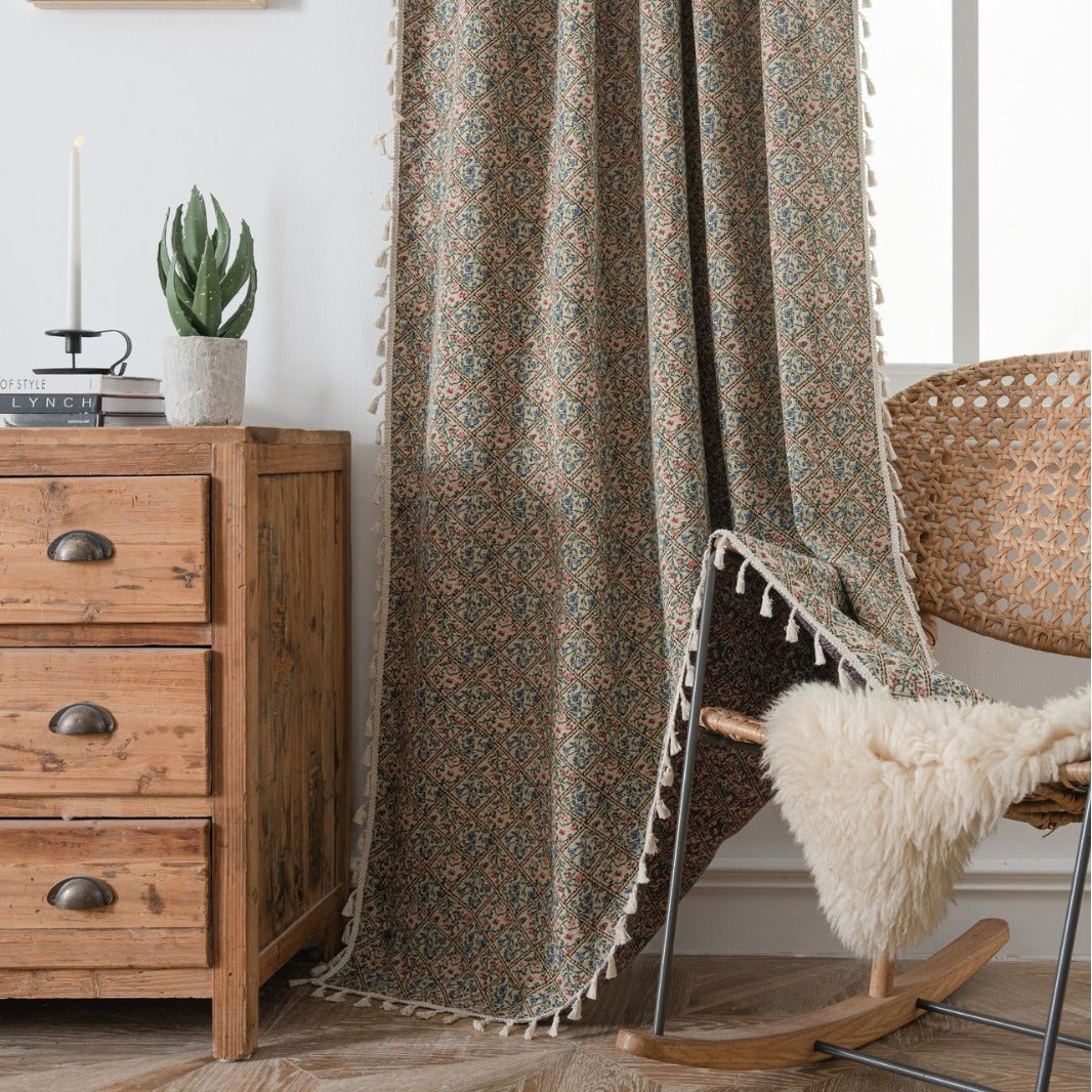 Jacquard Bouquet Tassel Curtain