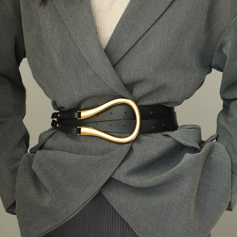 Add a Touch of Vintage Glamour with Our Retro Gold Copper Belt