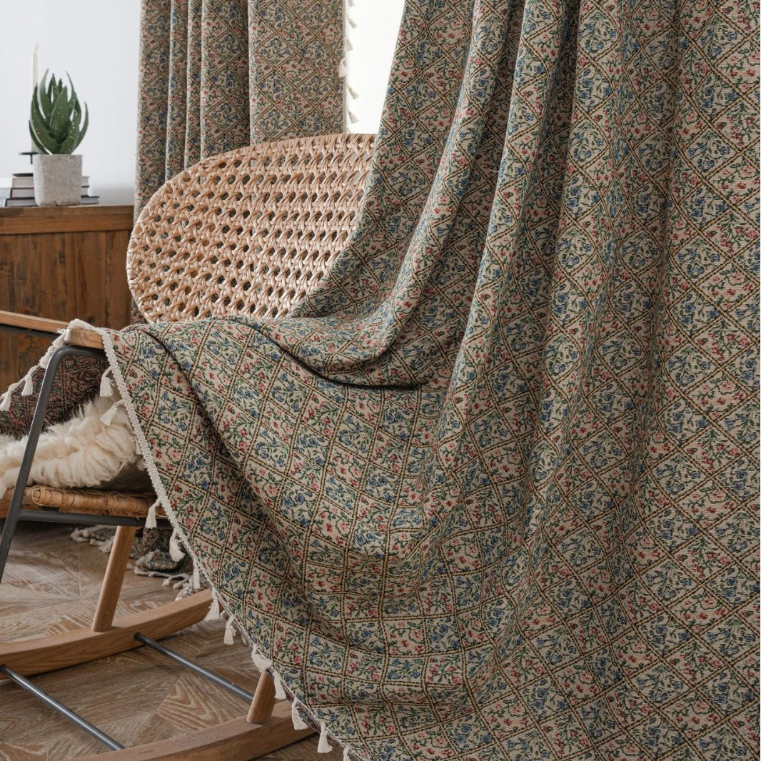 Jacquard Bouquet Tassel Curtain