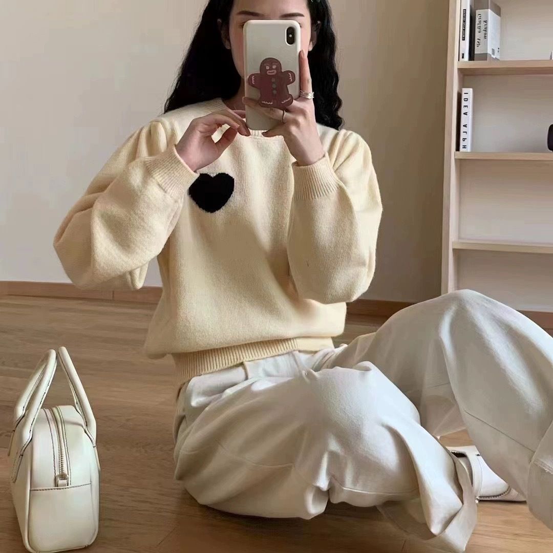 Korean Sweet Heart Embroidered Knit Sweater