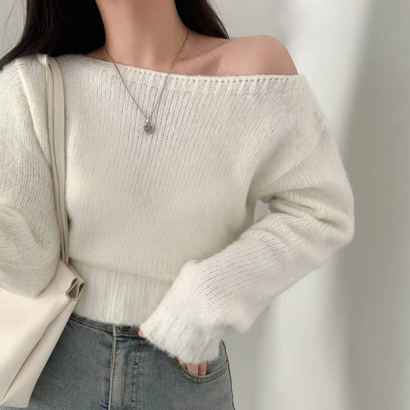 Women's Off-shoulder Long-sleeved Sweater Temperament Wild