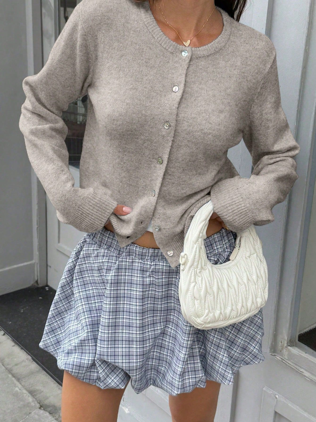 European and American-style Single-breasted Shell-button Sweater Jacket