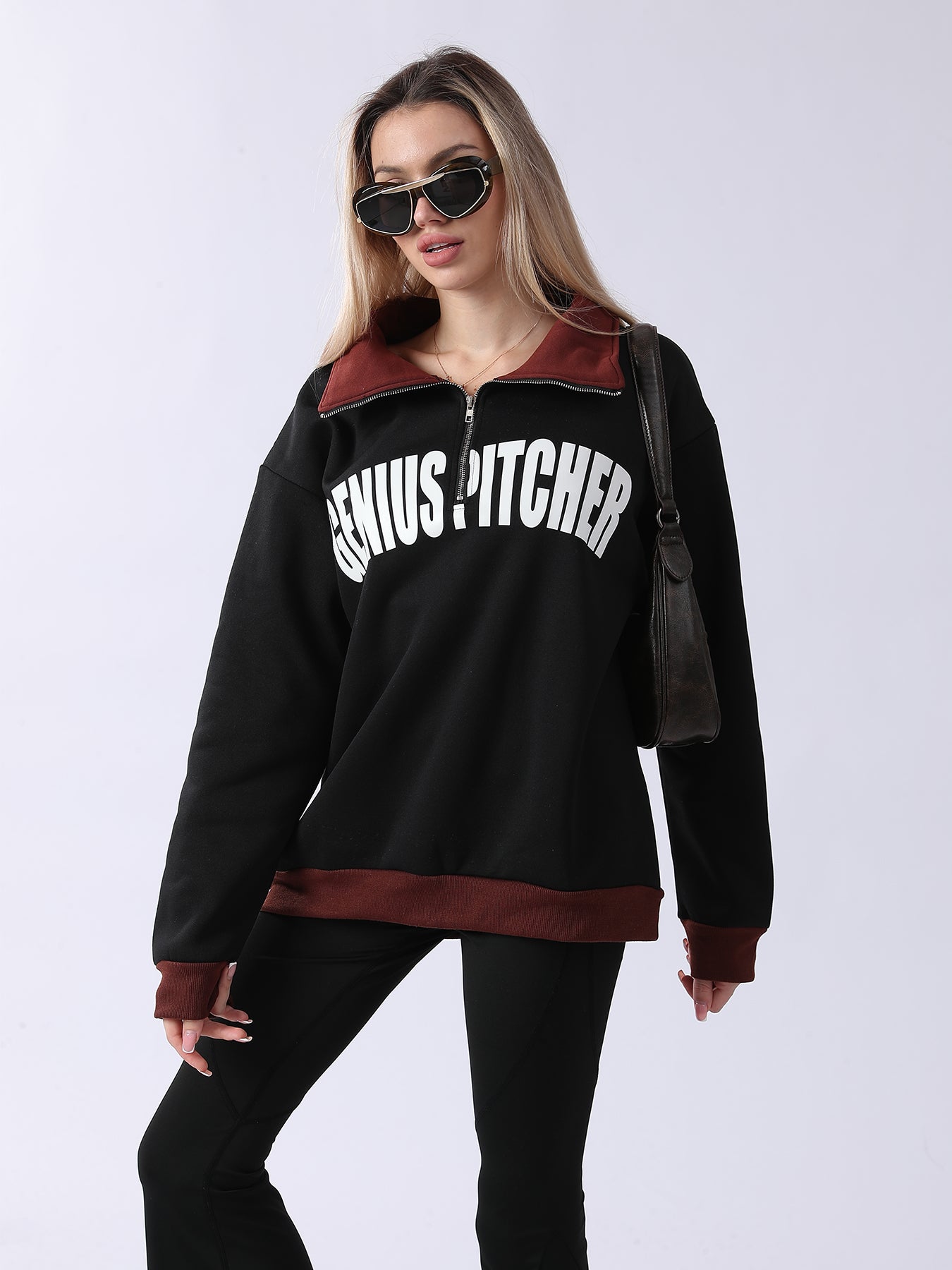 Cozy Women's Long-Sleeve Sweatshirt for Daily Comfort