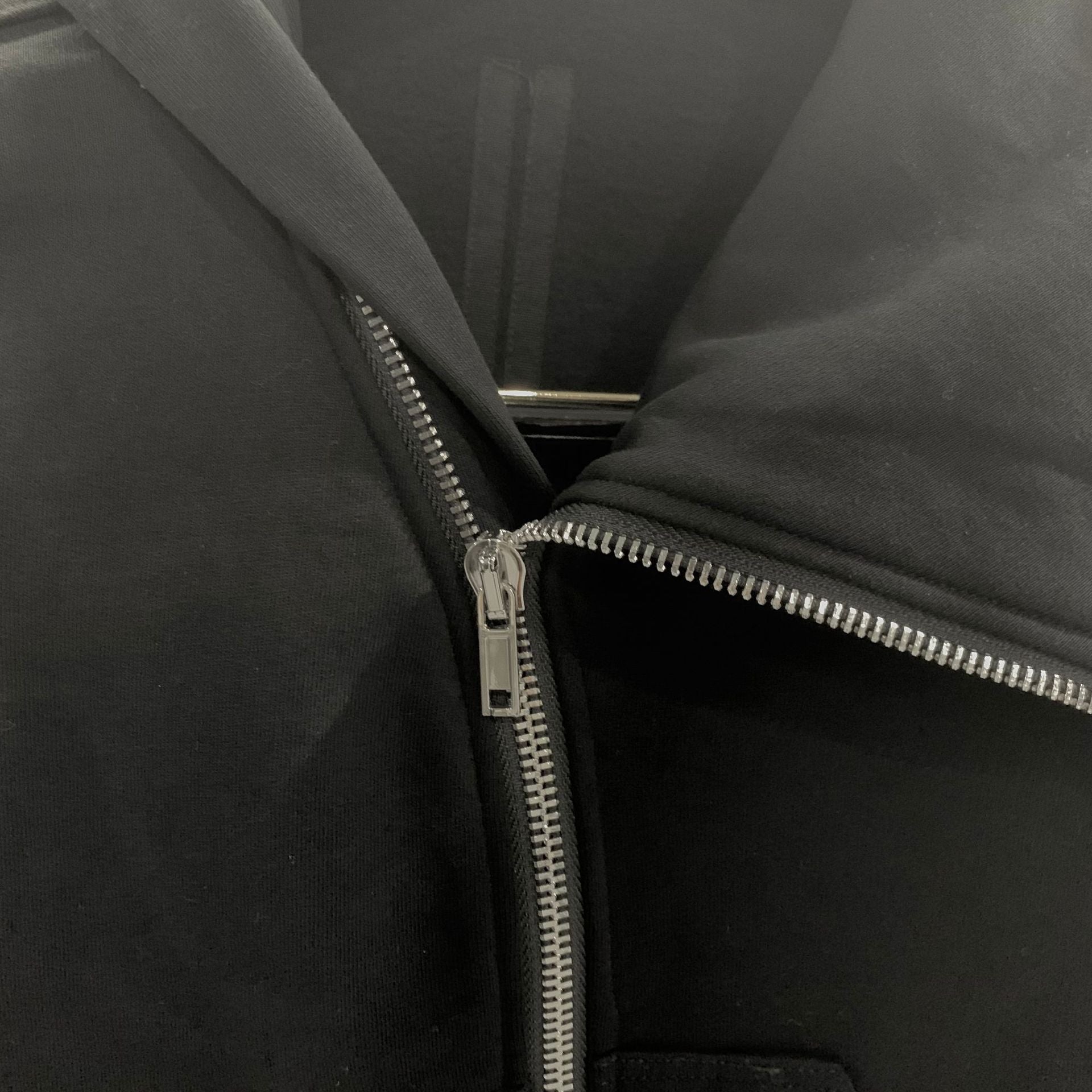 Edgy Oblique Zip Turtleneck Cotton Sweater Coat